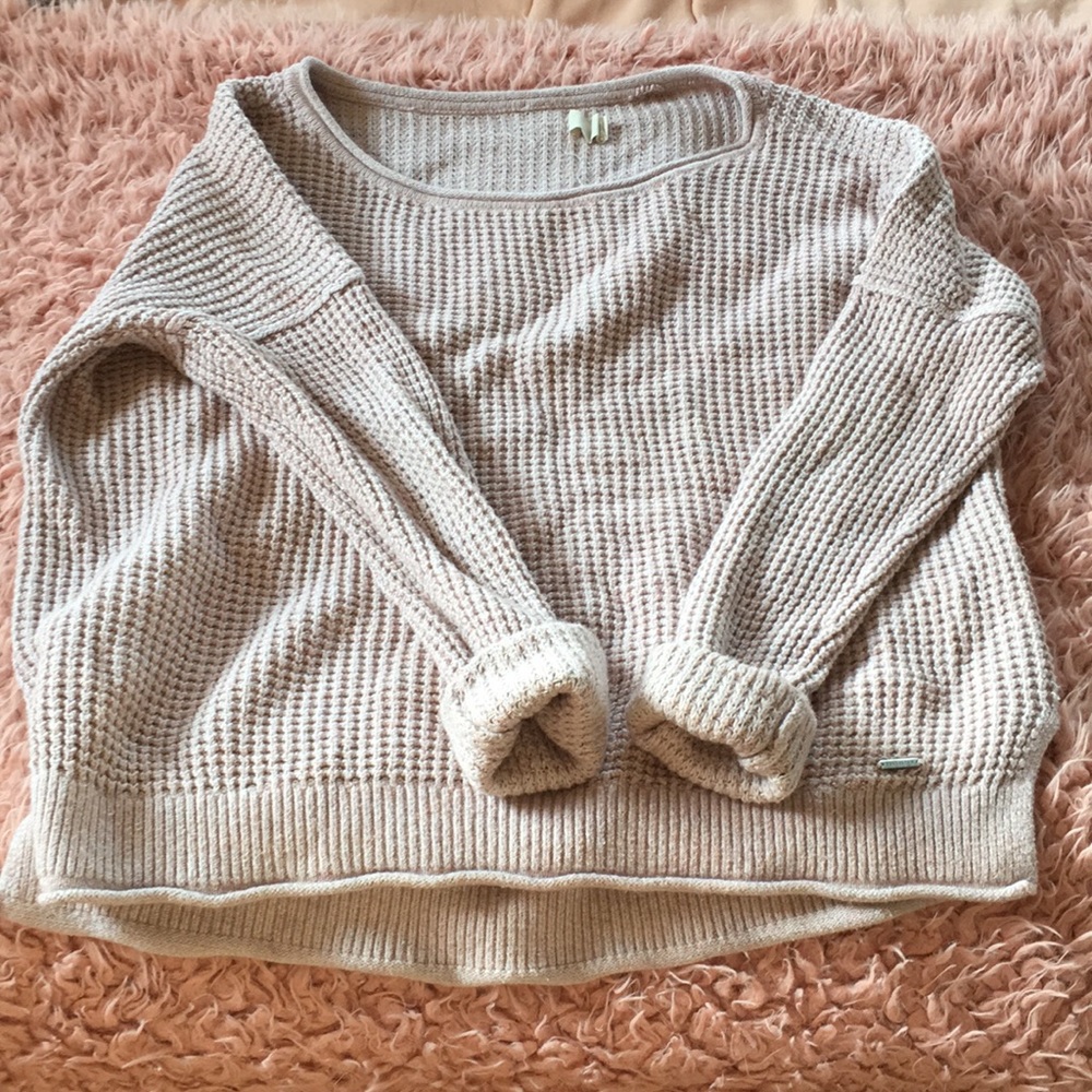 Pink Hollis tee sweater